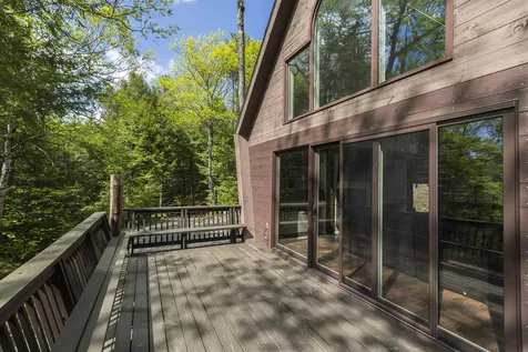 9 West Hill Road Sunapee NH 03782