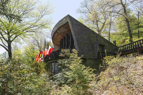 9 West Hill Road Sunapee NH 03782