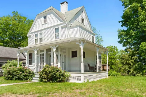 18 Pine Street Windsor VT 05089