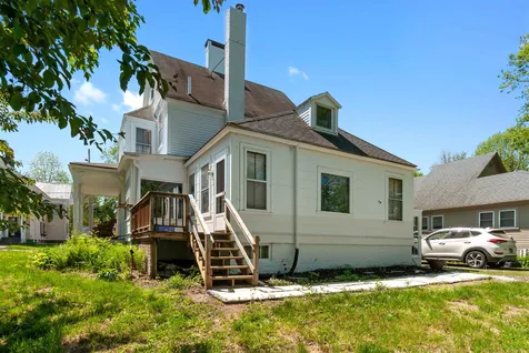 18 Pine Street Windsor VT 05089