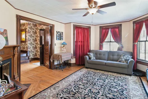 18 Pine Street Windsor VT 05089