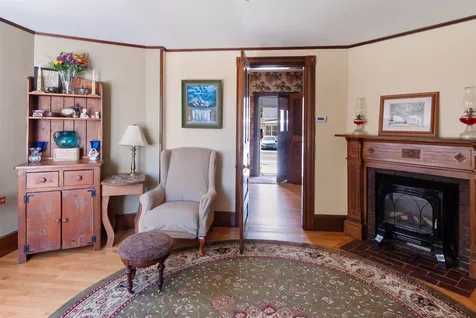 18 Pine Street Windsor VT 05089