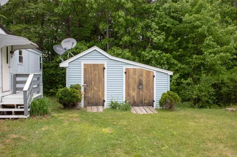 37 Willow Street Tilton NH 03276