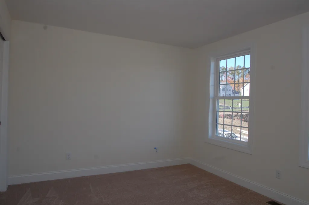 6 Sophie Circle Hooksett NH 03106