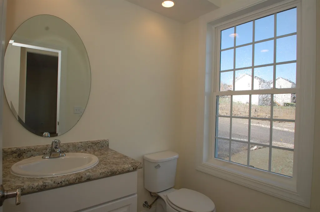 6 Sophie Circle Hooksett NH 03106