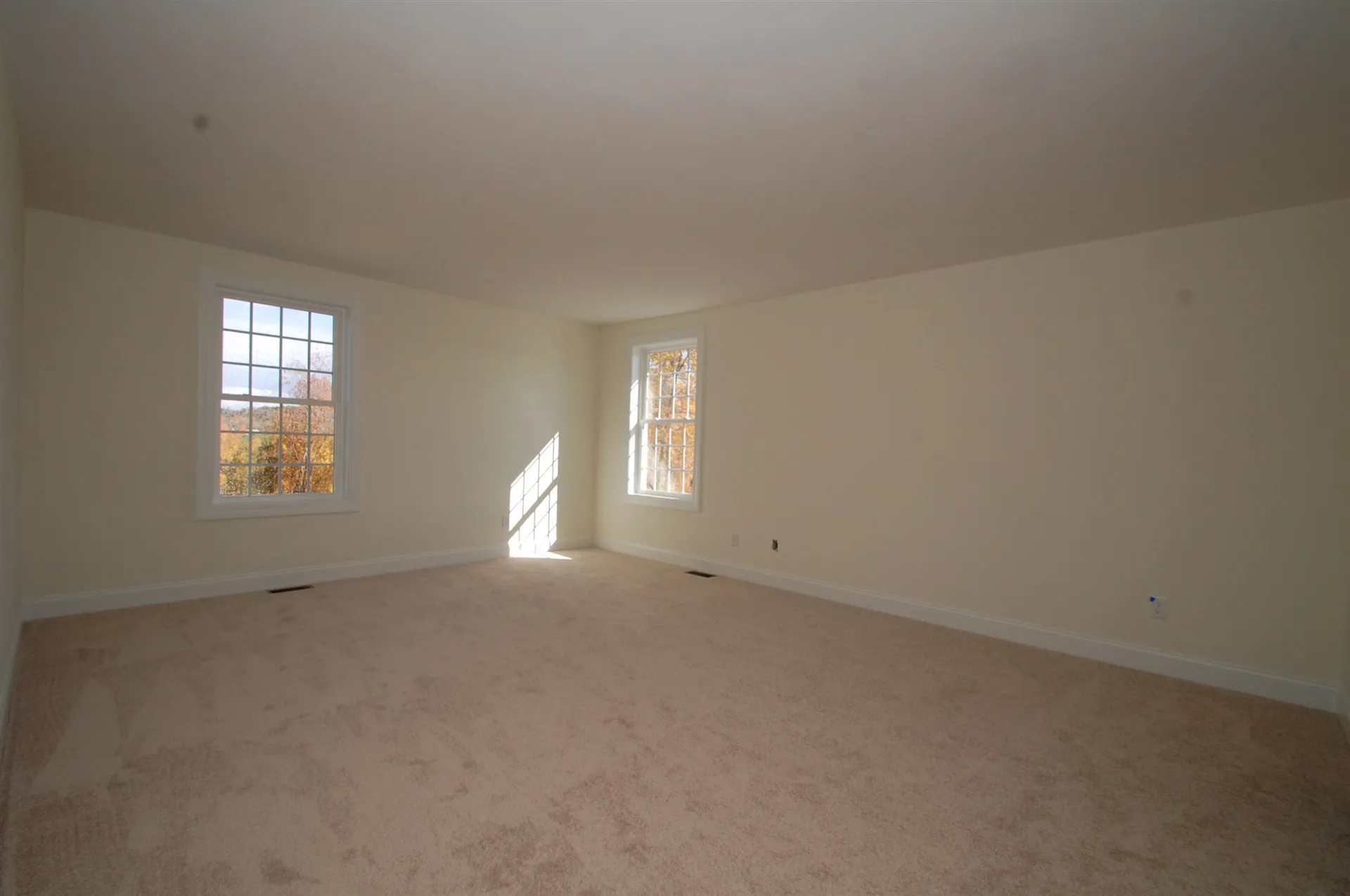 6 Sophie Circle Hooksett NH 03106