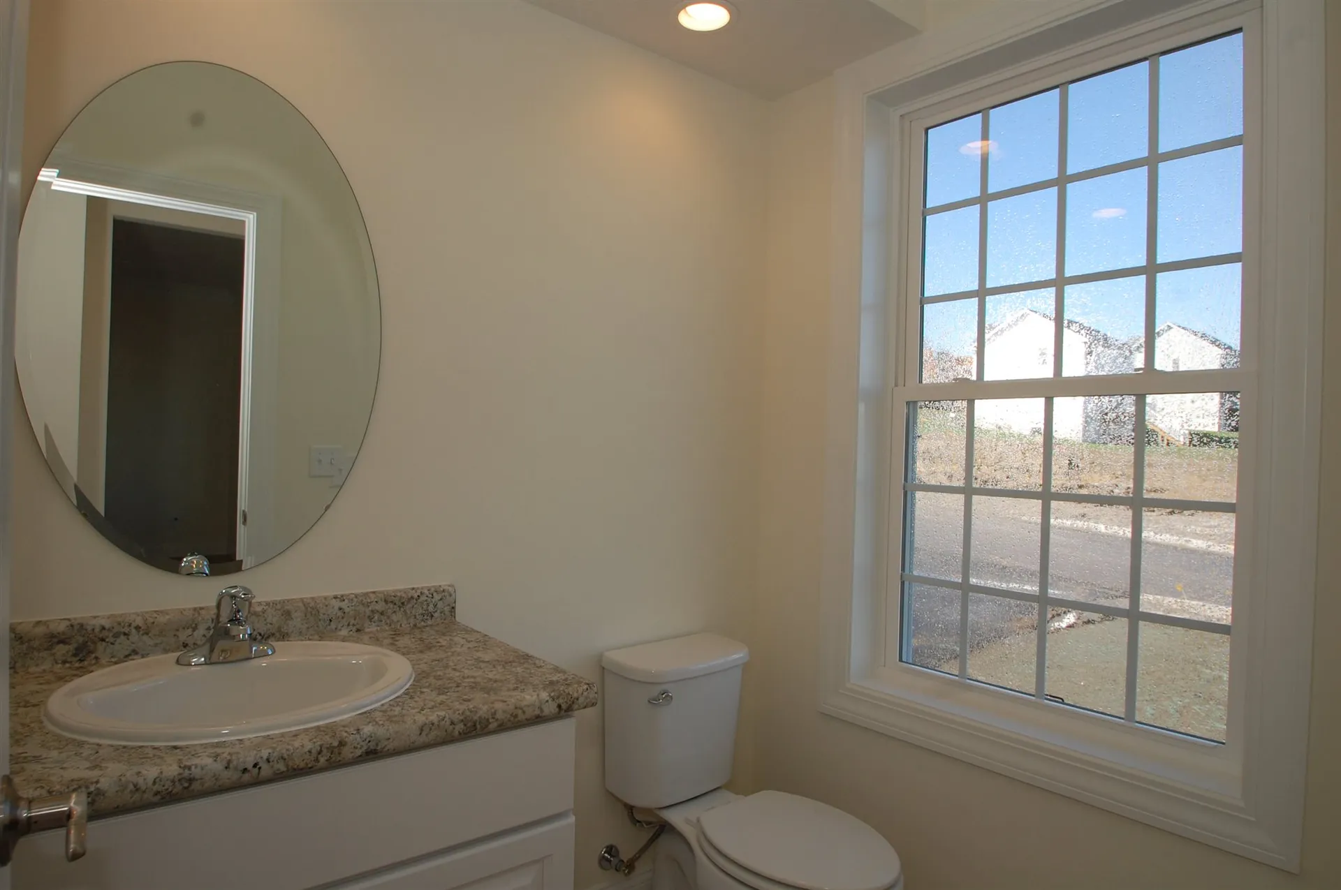 6 Sophie Circle Hooksett NH 03106