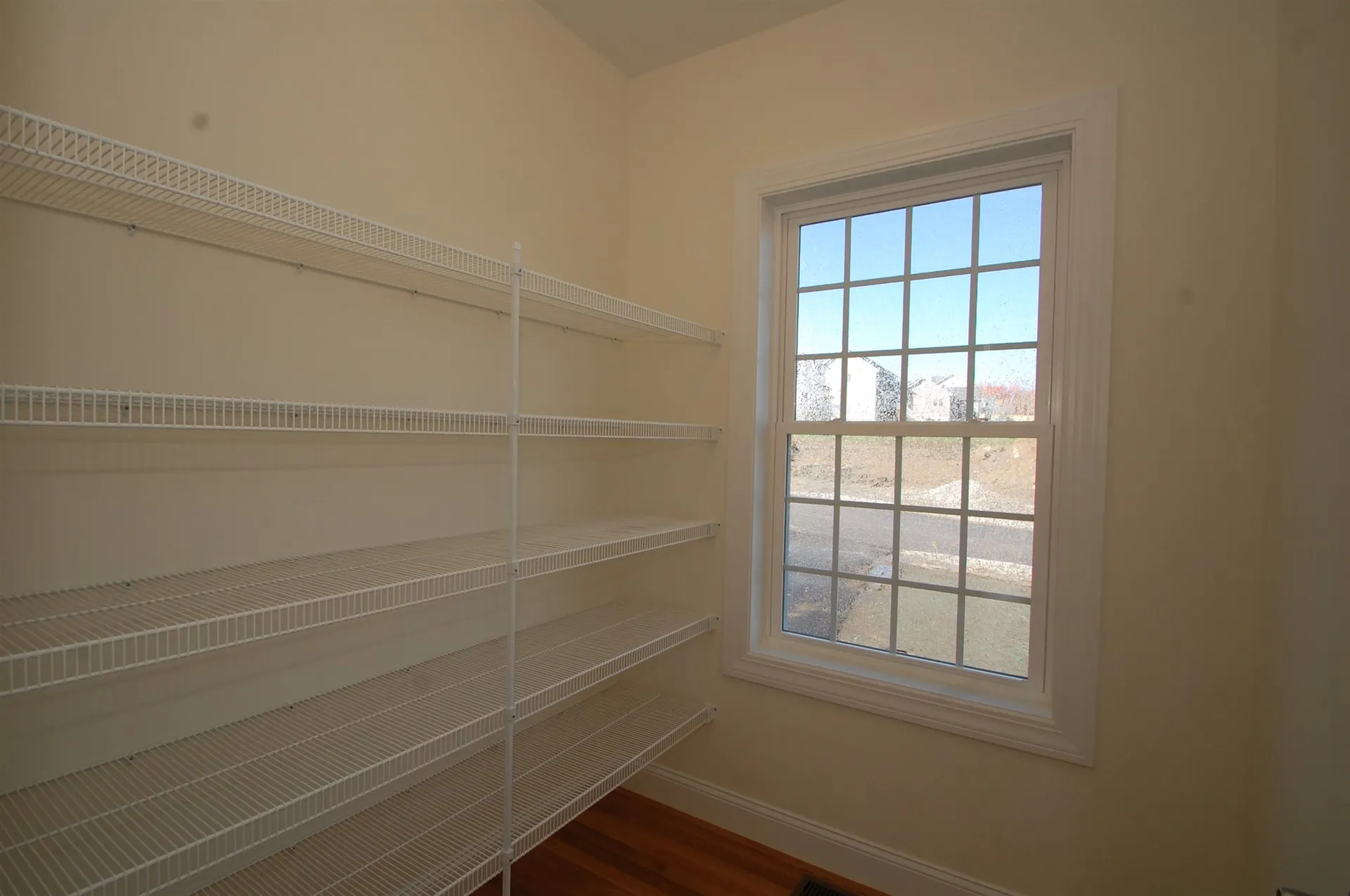 6 Sophie Circle Hooksett NH 03106