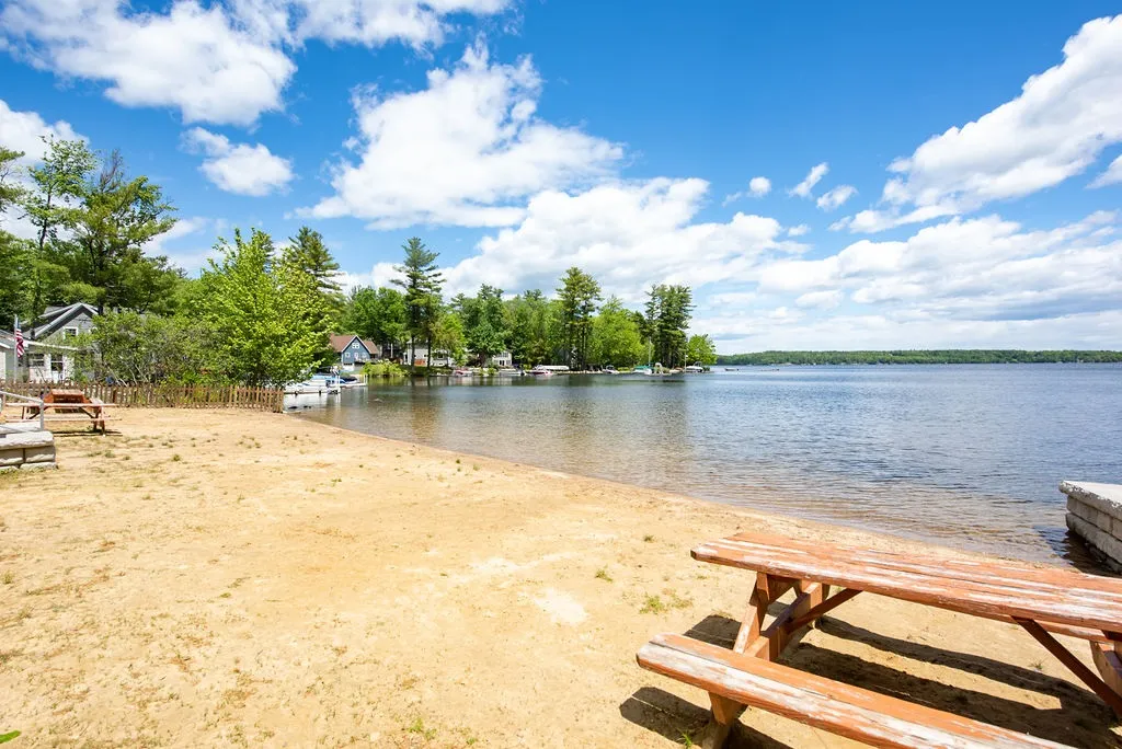 21 Mcclarren Drive Northwood NH 03261