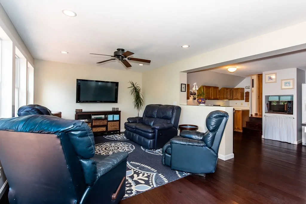 21 Mcclarren Drive Northwood NH 03261