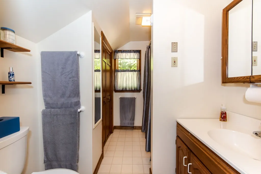 21 Mcclarren Drive Northwood NH 03261