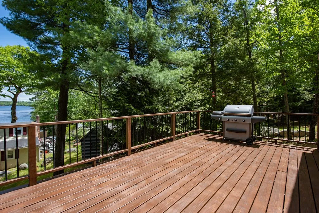 21 Mcclarren Drive Northwood NH 03261