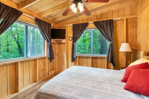 283 East Road Ferrisburgh VT 05473