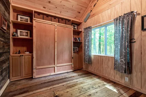 283 East Road Ferrisburgh VT 05473