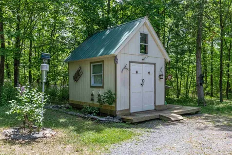283 East Road Ferrisburgh VT 05473