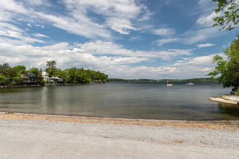 283 East Road Ferrisburgh VT 05473