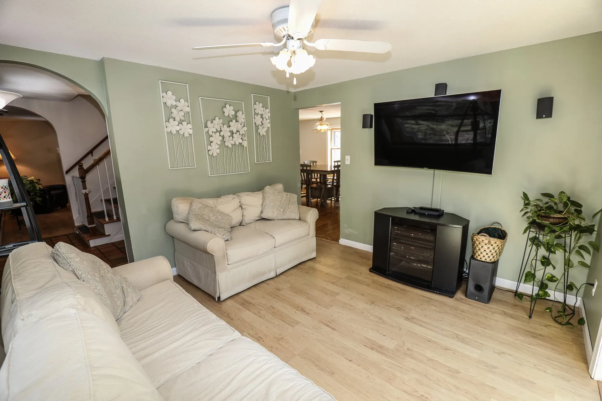 23 Windsor Boulevard Londonderry NH 03053