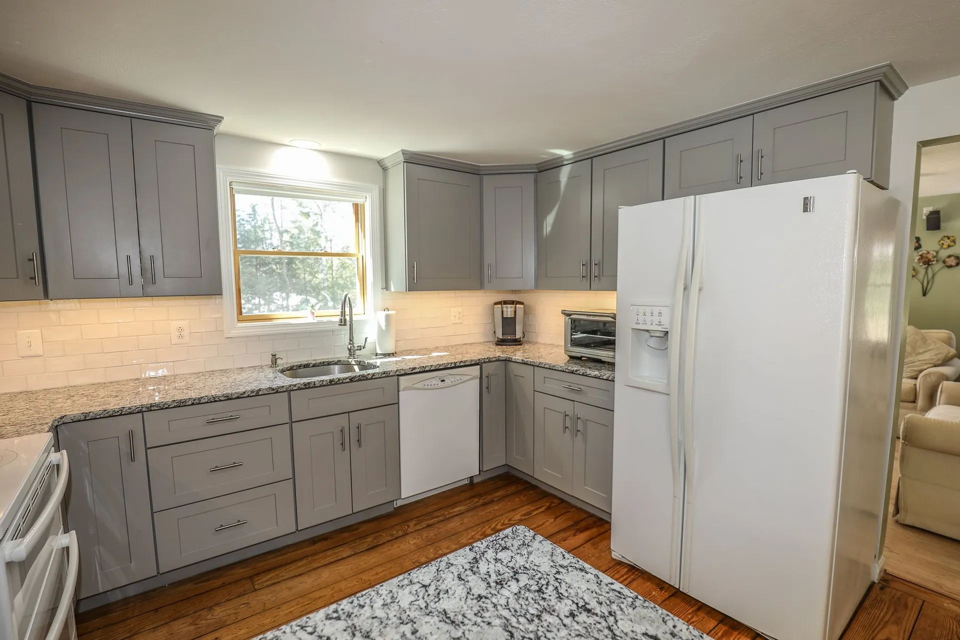 23 Windsor Boulevard Londonderry NH 03053