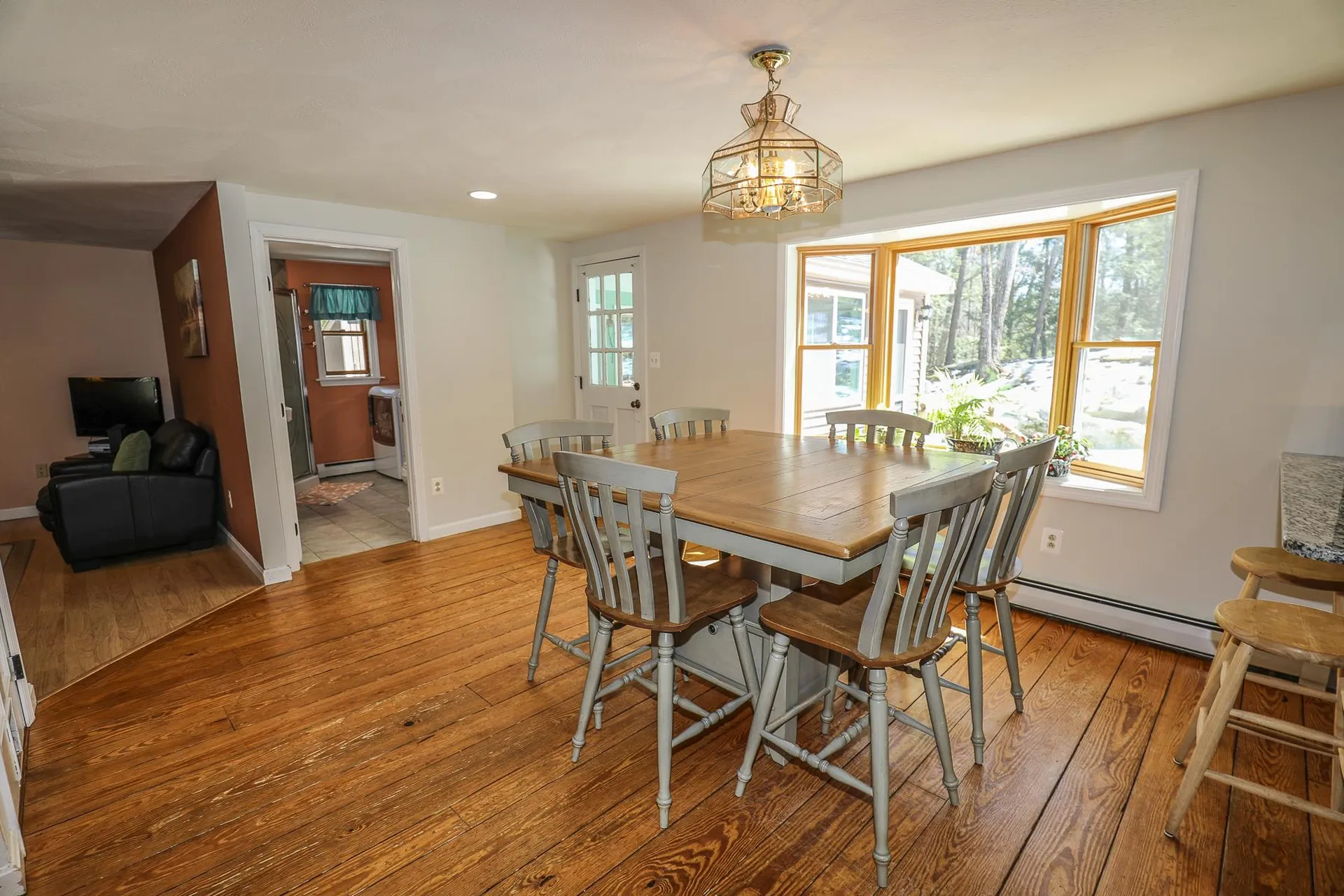 23 Windsor Boulevard Londonderry NH 03053