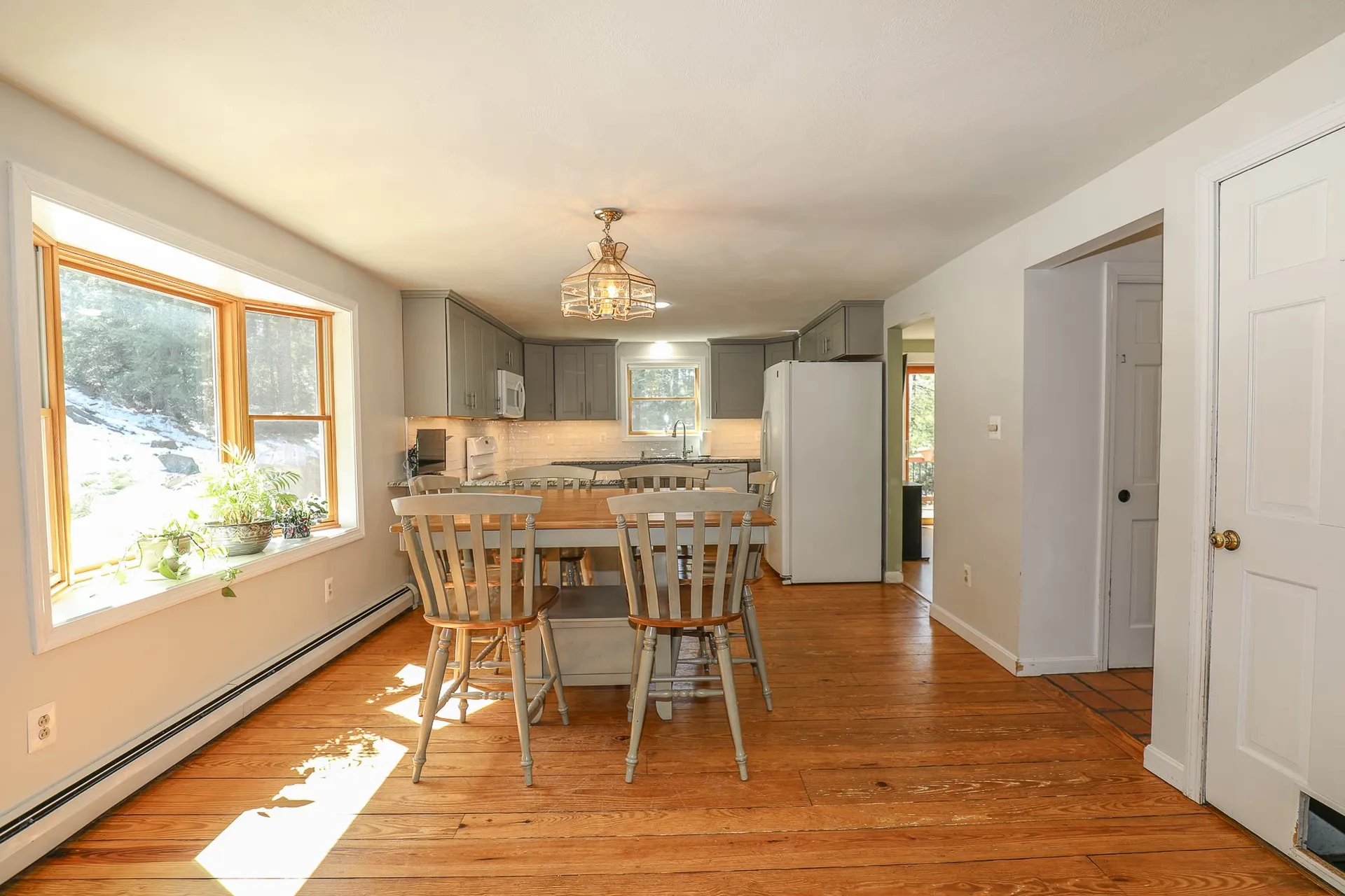 23 Windsor Boulevard Londonderry NH 03053