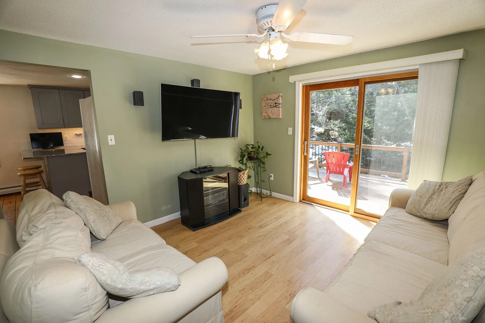 23 Windsor Boulevard Londonderry NH 03053