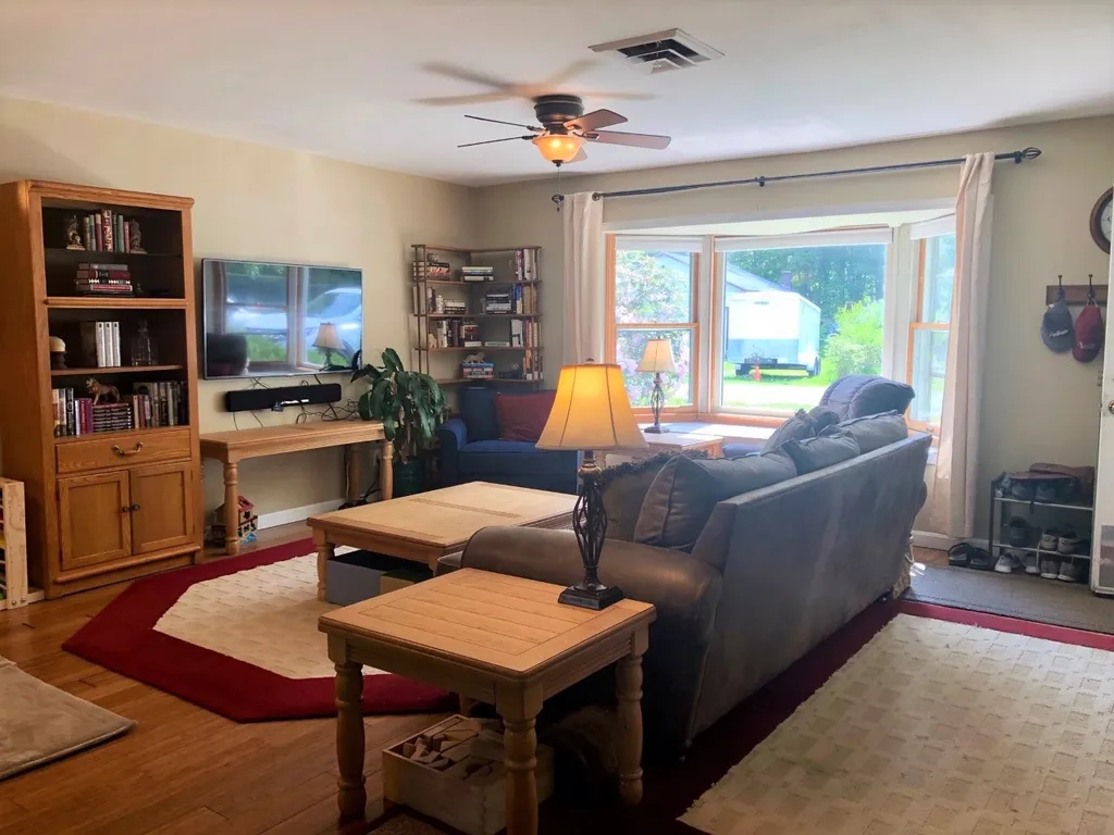 43 Wakefield Street Keene NH 03431