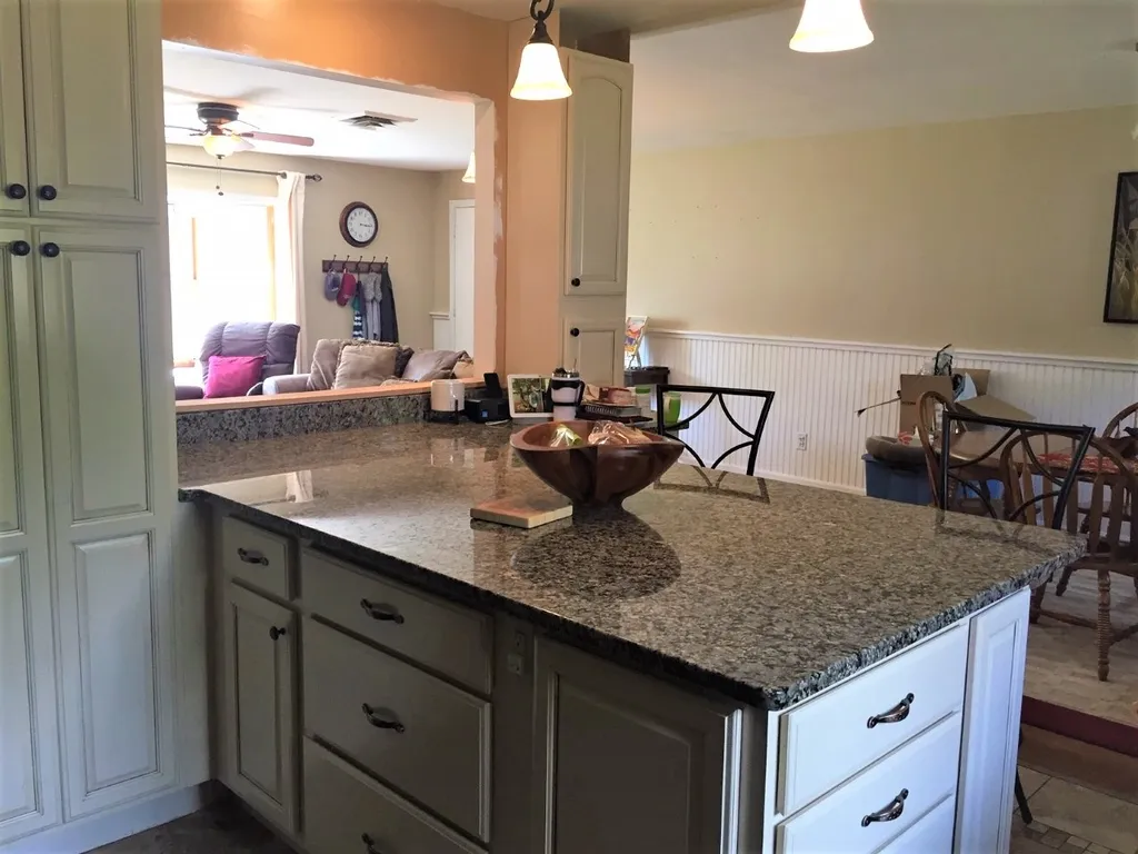43 Wakefield Street Keene NH 03431
