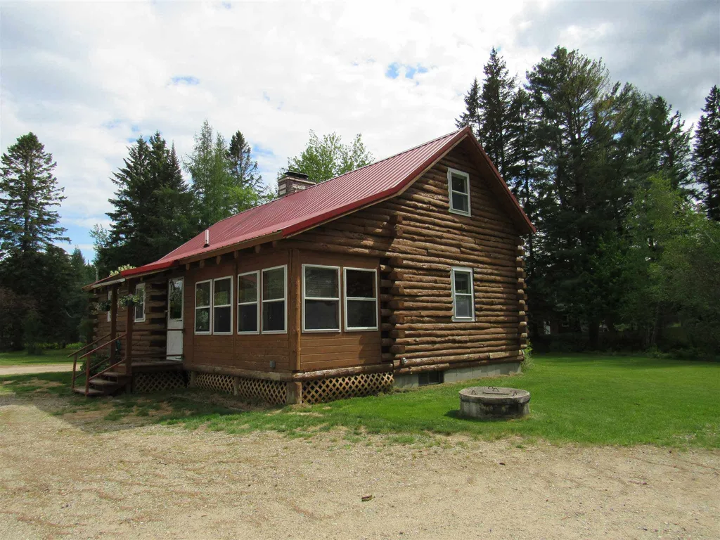 1333 Nh Route 16 Dummer NH 03588