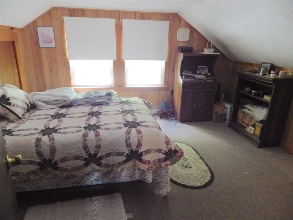 32 Dudley Road Alton NH 03809-5216