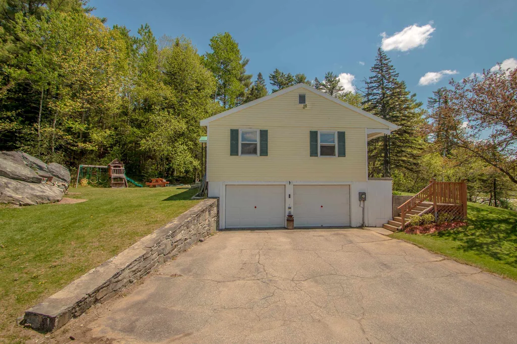 143 Jefferson Road Whitefield NH 03598