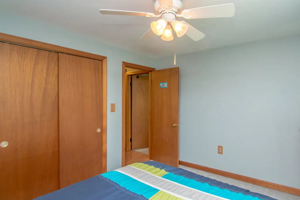 143 Jefferson Road Whitefield NH 03598
