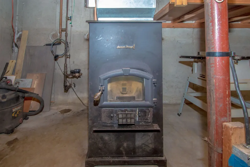 143 Jefferson Road Whitefield NH 03598