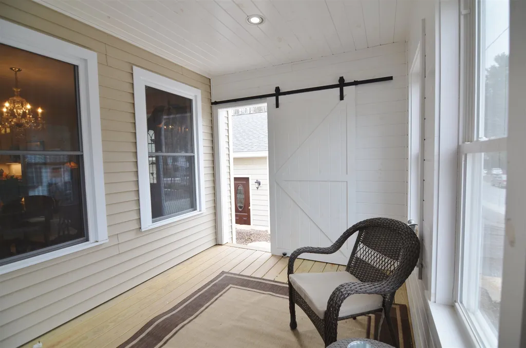 29 Maple Street Sunapee NH 03782