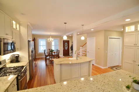 29 Maple Street Sunapee NH 03782