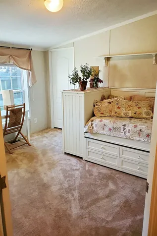 12 Starling Street Keene NH 03431