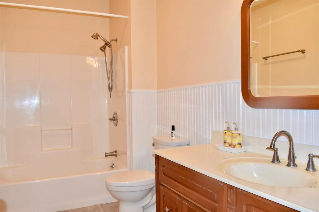 12 Candlewood Road Windham NH 03087