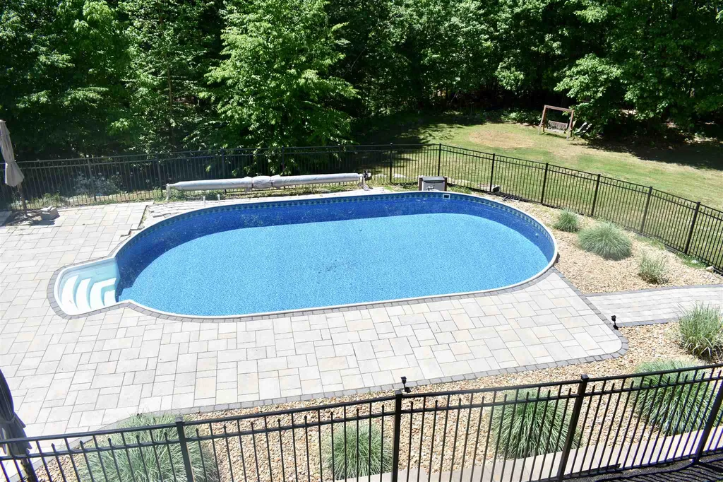 12 Candlewood Road Windham NH 03087