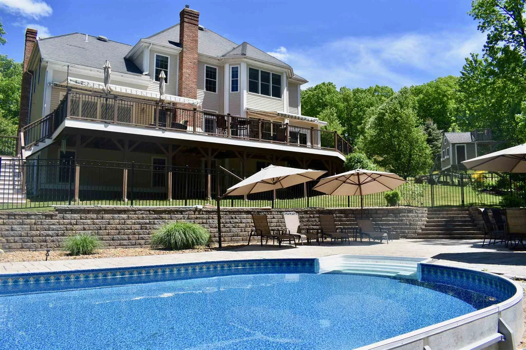 12 Candlewood Road Windham NH 03087