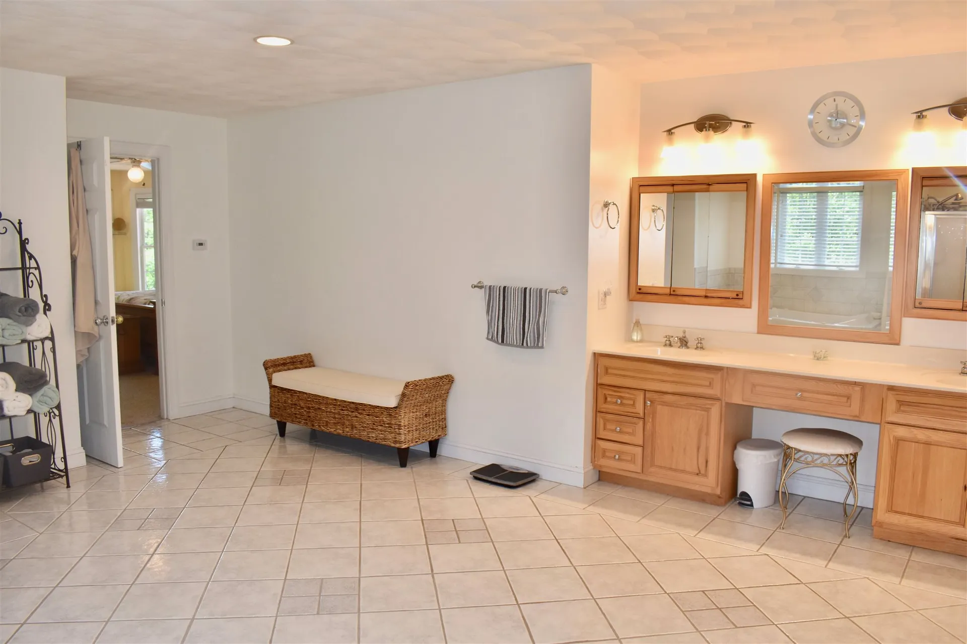 12 Candlewood Road Windham NH 03087