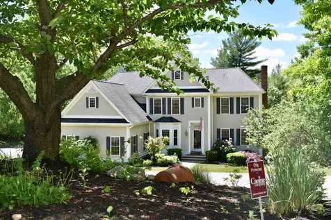 12 Candlewood Road Windham NH 03087
