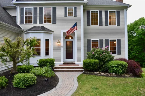 12 Candlewood Road Windham NH 03087