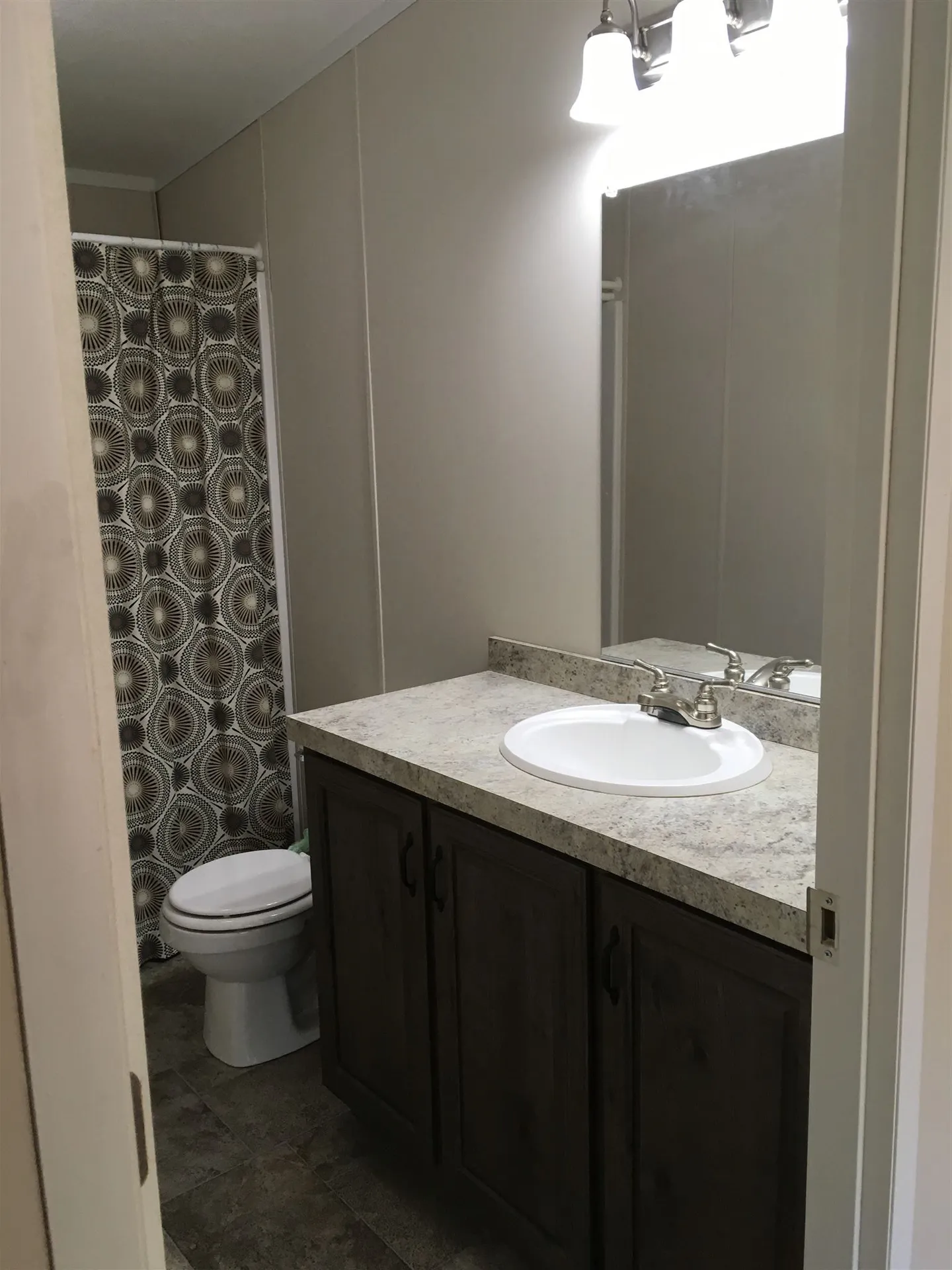 5 Phyllis Avenue Raymond NH 03077