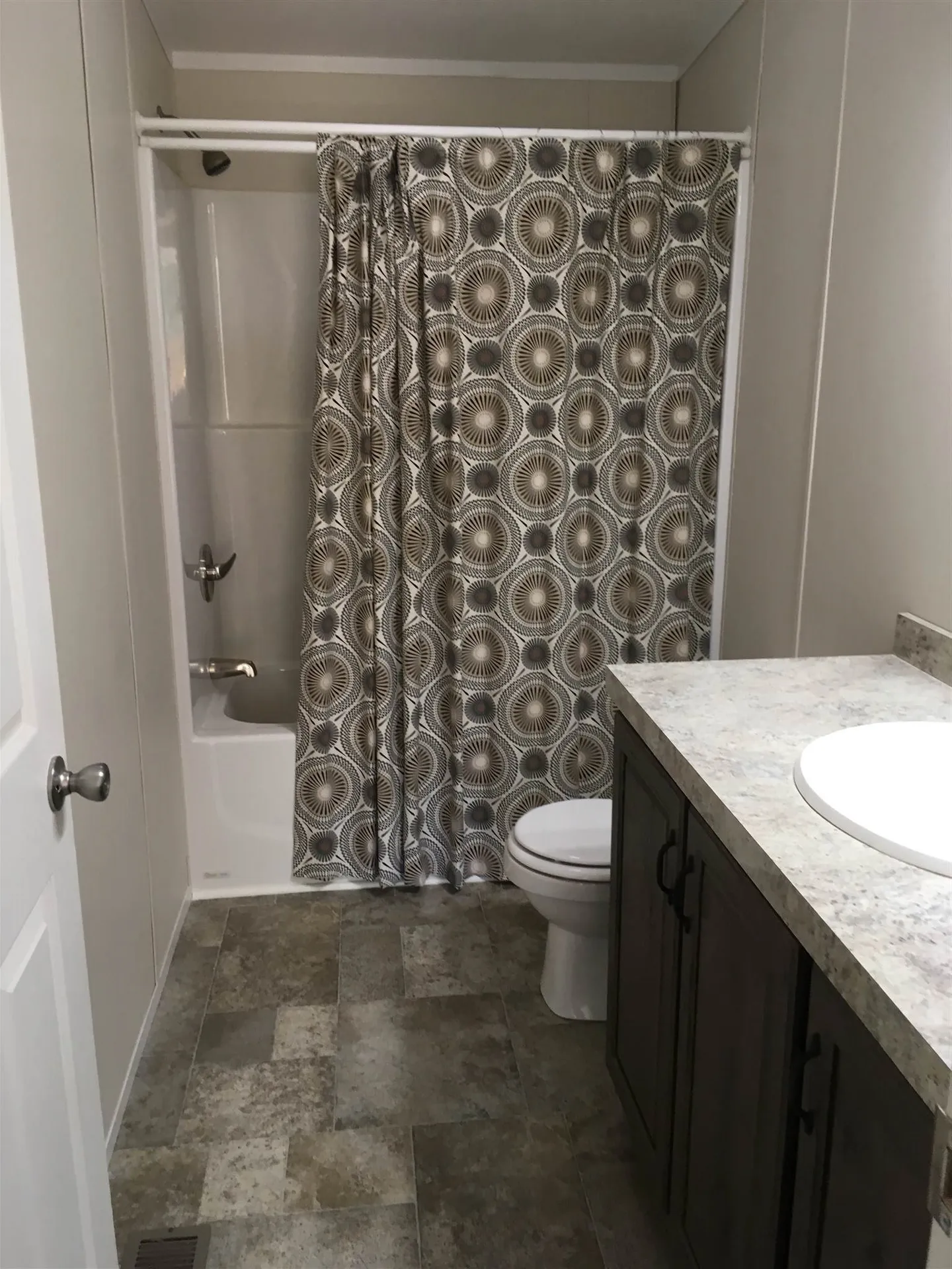 5 Phyllis Avenue Raymond NH 03077