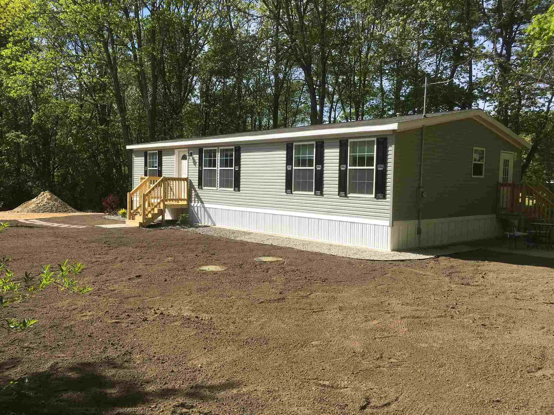5 Phyllis Avenue Raymond NH 03077
