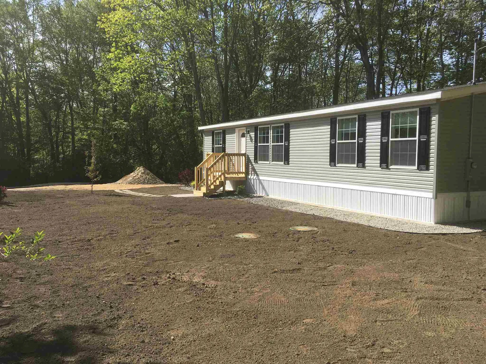 5 Phyllis Avenue Raymond NH 03077