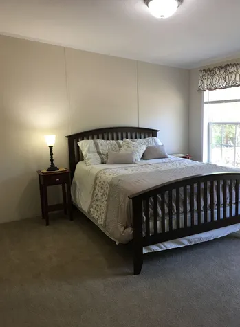 5 Phyllis Avenue Raymond NH 03077