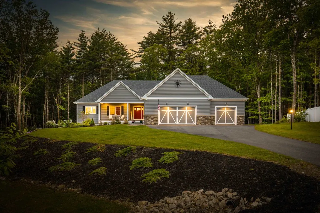 44 Labrador Lane Dover NH 03820