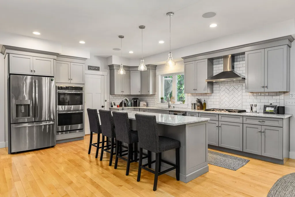 44 Labrador Lane Dover NH 03820