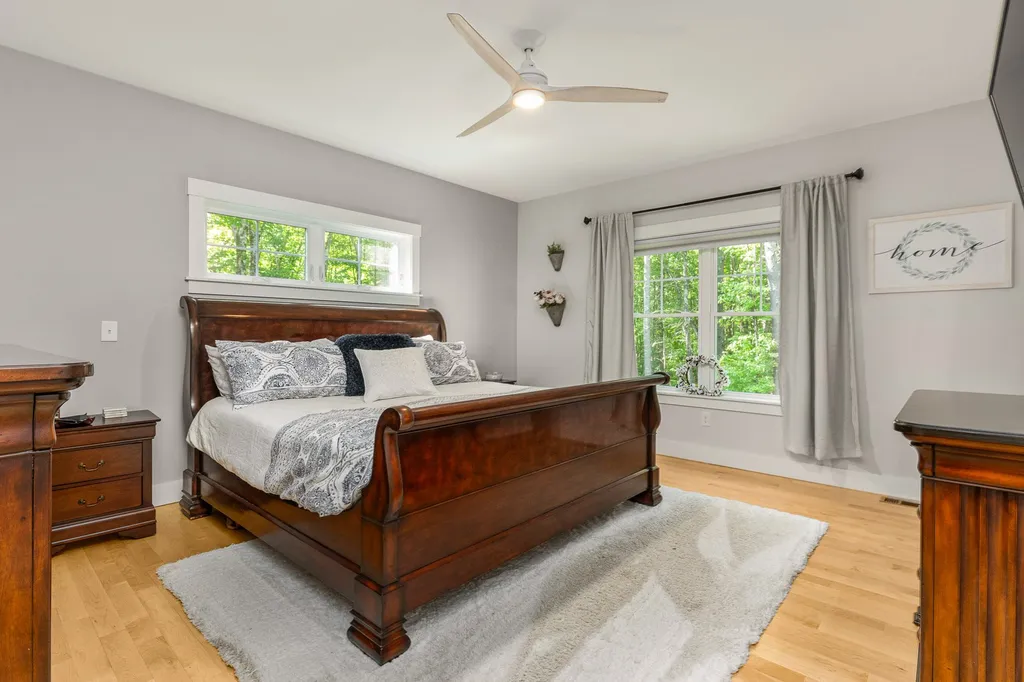 44 Labrador Lane Dover NH 03820
