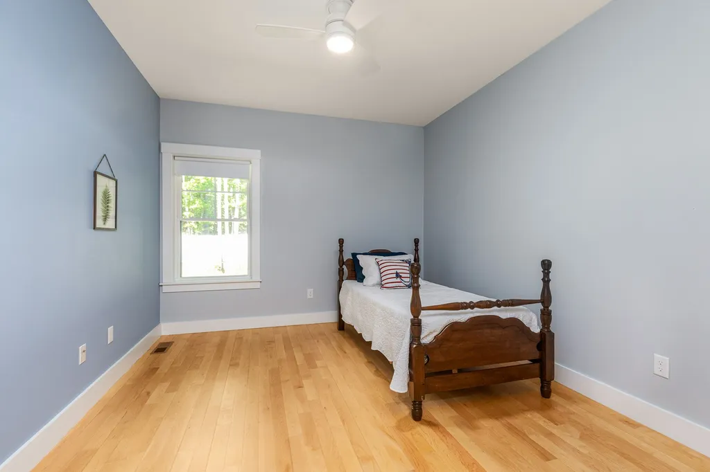 44 Labrador Lane Dover NH 03820
